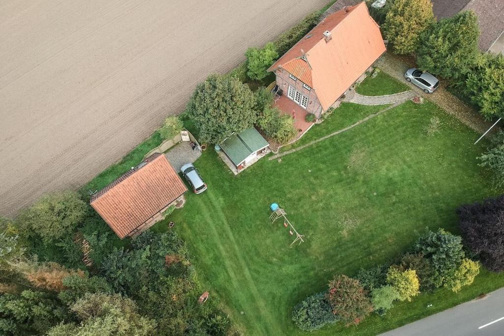 Fachwerk-Ferienhaus, Ruhe auf dem Land, Haustiere willkommen, Leihfahrräder Kirchlinteln Exterior foto