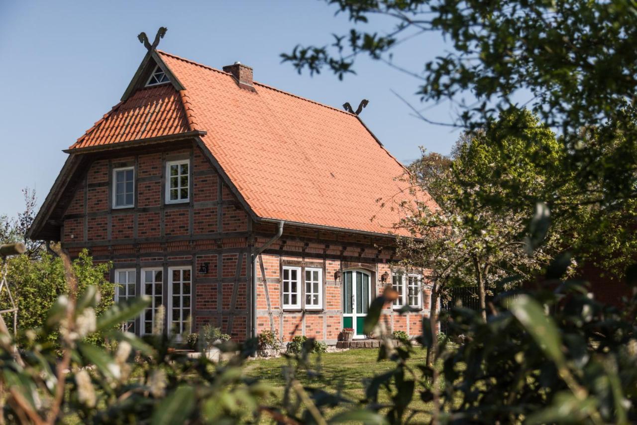 Fachwerk-Ferienhaus, Ruhe auf dem Land, Haustiere willkommen, Leihfahrräder Kirchlinteln Exterior foto